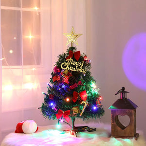 Mini árbol de navidad con decoración y luces para escritorio